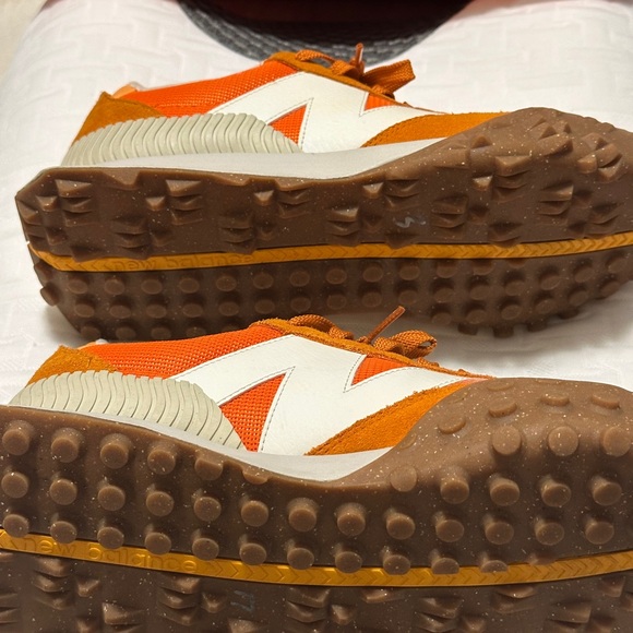 New Balance Cream and Orange Sneakers - Picture 3 of 4